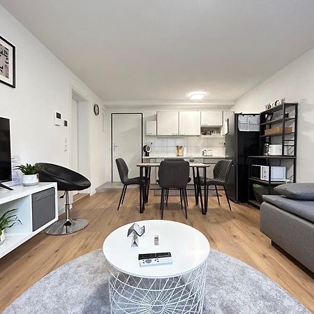 Souterrainwohnung - Remseck Am Neckar Bagian luar foto