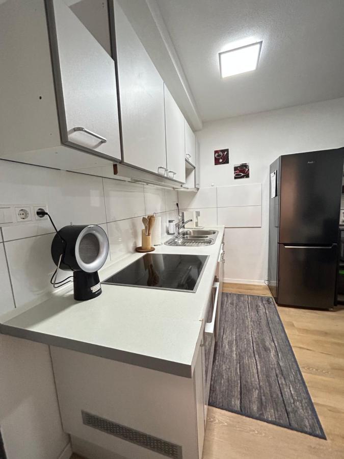 Souterrainwohnung - Remseck Am Neckar Bagian luar foto