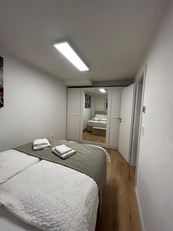 Souterrainwohnung - Remseck Am Neckar Bagian luar foto